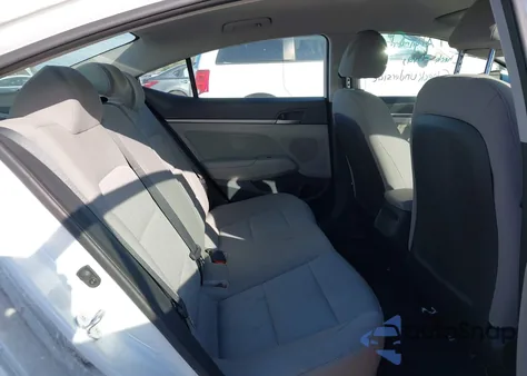 2017 Hyundai Elantra Se z USA, uszkodzony, nr VIN 5NPD84LF2HH108443